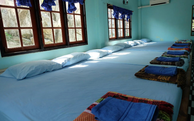 Sripitsanu Bungalows