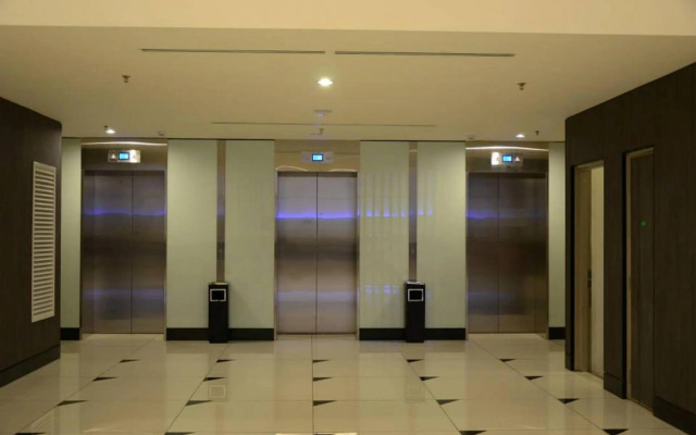 Grand Alora Hotel