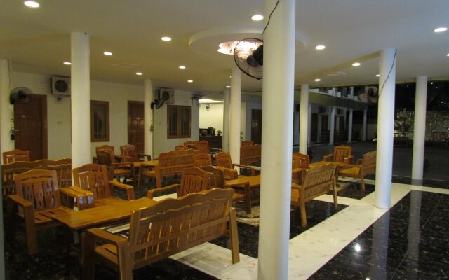 Thiri Mingalar Hotel