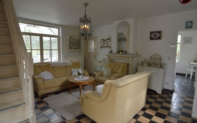 Ravishing Holiday Home in Ronse With Sauna