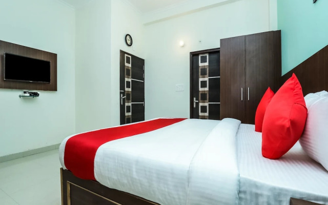 Golden Imperial By OYO Rooms