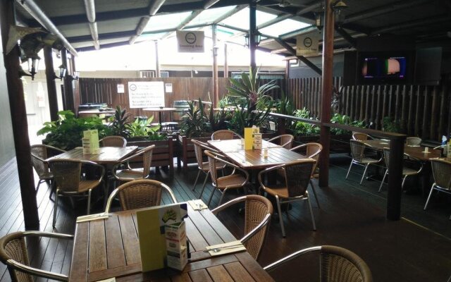 Young Australian Hotel