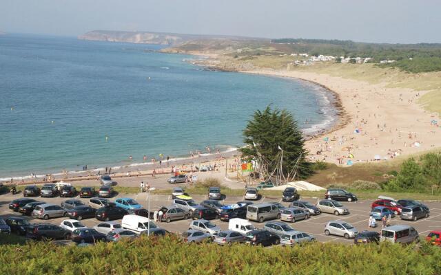 Comfortable holiday home in Brittany near the sea