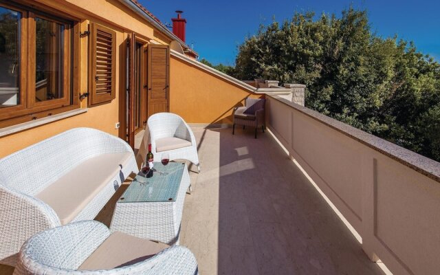 Awesome Home in Barbat with Hot Tub, WiFi, 4 Bedrooms