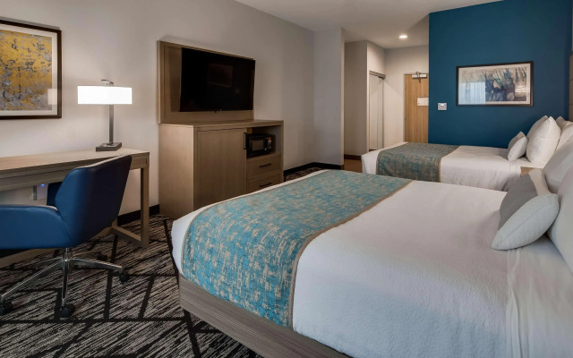 Best Western Plus Mid County