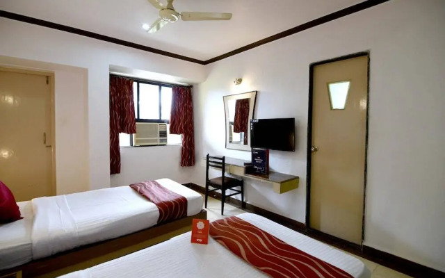 Om Shiv Hotel by Oyo Rooms