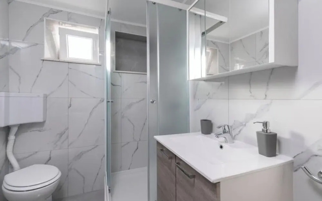 Sea View Apartment Doris