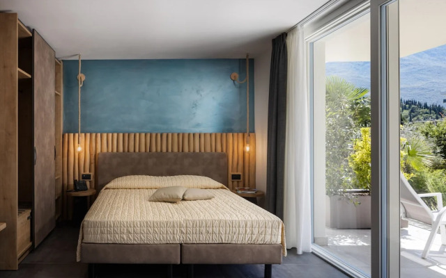 Aris Apartments & Sky Pool - Tonelli Hotels - Adult Friendly