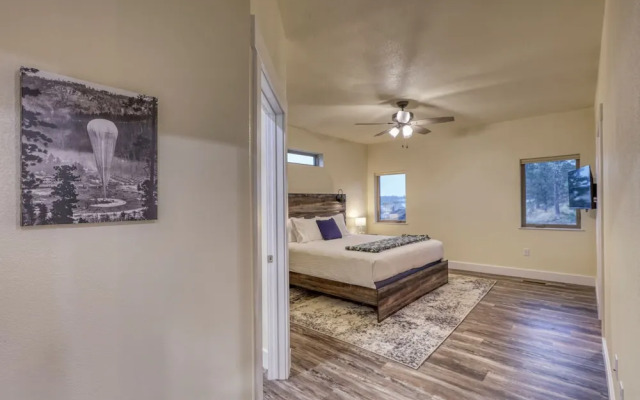 Black Hills Retreat-hardrocker Haven