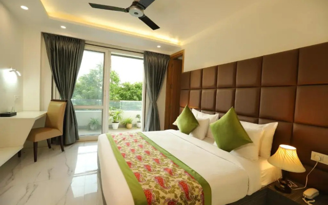 Hotel Keshav Residency - Medicity Gurugram, near Medanta Hospital