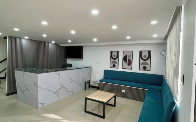 Hotel Embajada 44
