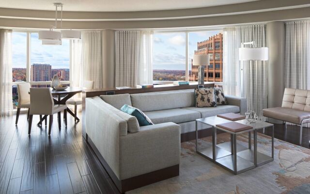 Kansas City Marriott Country Club Plaza