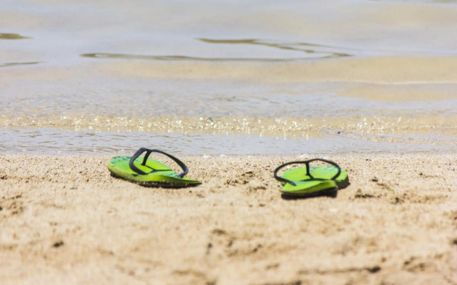 S3 Seahorse Beach Club & Hotel