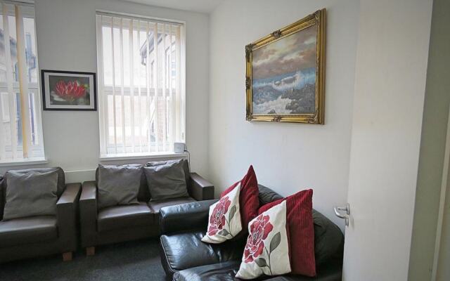 Harley Rooms - 248 West Street