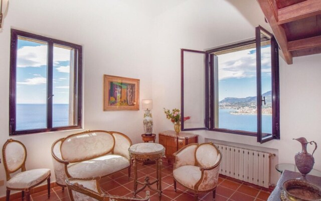 Flat 2 Bedrooms 1 Bathroom - Grimaldi