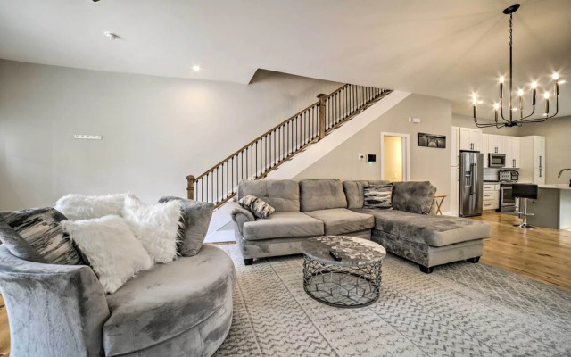 Well-appointed Pittsburgh Home: 1 Mi to Dtwn!