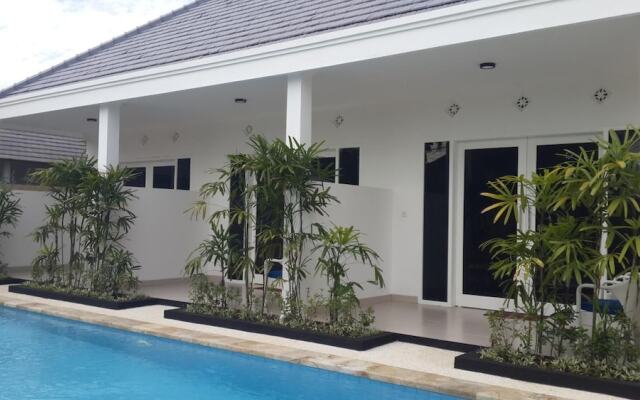 Kartika Villas