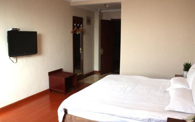 GreenTree Inn Nantong Tongzhou District Pingchao Bus Station Express Hotel