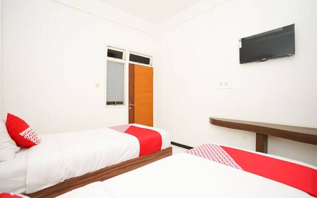 OYO 661 Galaxy Homestay