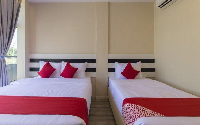 Lea Guest House  Cafe by OYO Rooms
