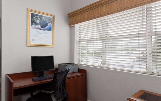 Microtel Inns And Suites Zephyrhills