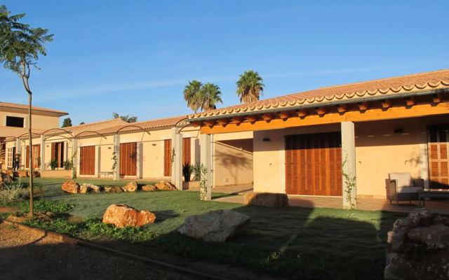 Aumallia Hotel & Spa