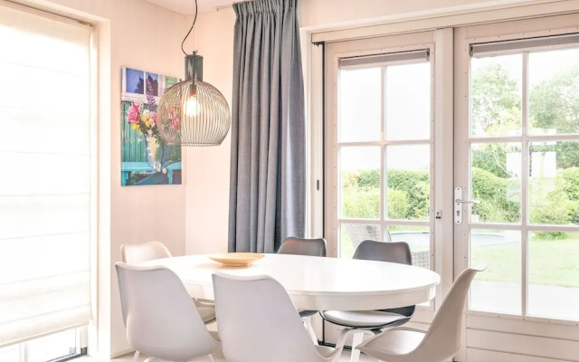 Holiday Home in Wissenkerke With Garden