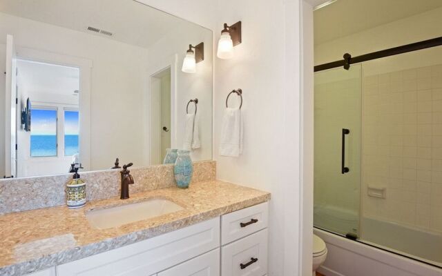 Lakeshore Terrace Delight