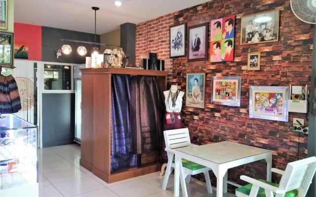 Penthai Hostel