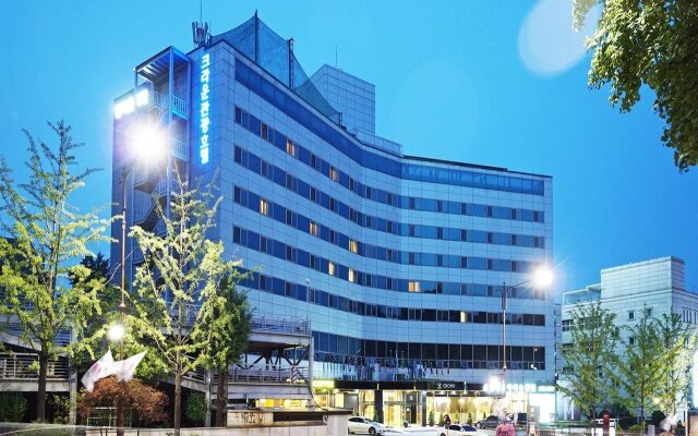 Itaewon Crown hotel