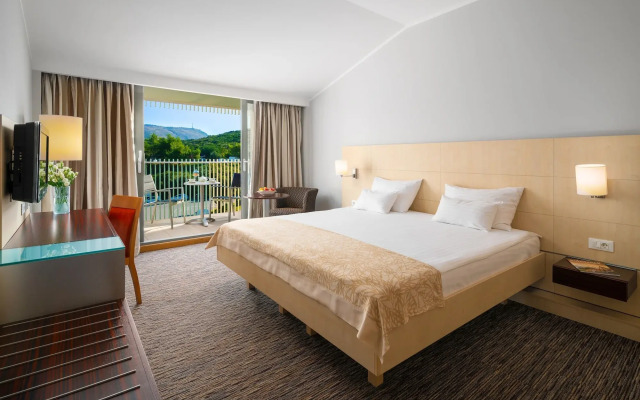 Valamar Lacroma Hotel