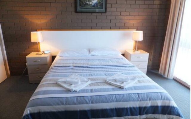 Paradise Holiday Apartments