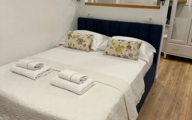 Split Old Town Suites 2