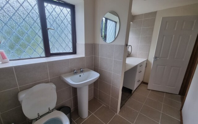 Beautiful 2-bed Barn Conversion Near Newquay