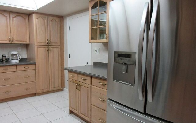 Creciente 413N by RedAwning