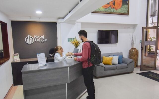 Hotel Toledo Plaza