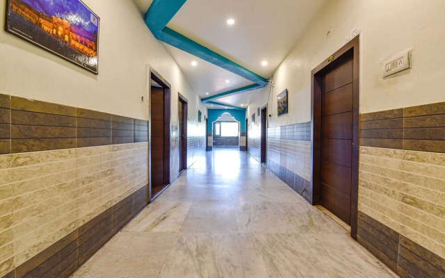 Fabhotel Prime Surpin Palace