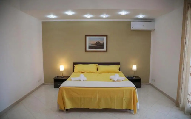 Seascape Terrace Spacious Apartment With Terrace