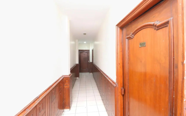 OYO 8623 Hotel Destination