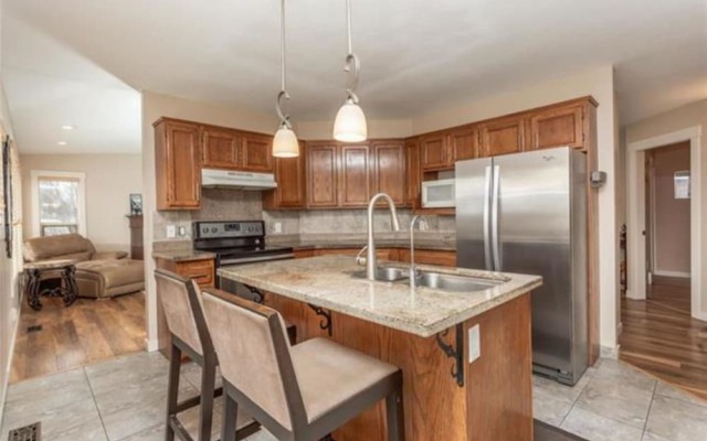 Beautiful Homestay In West Kelowna
