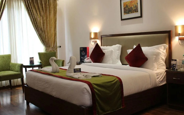Hotel UNA Comfort Misty Oak By OYO Rooms