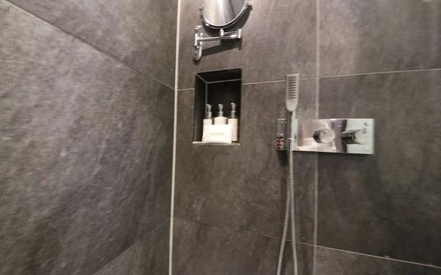 Zam 101 Hotel