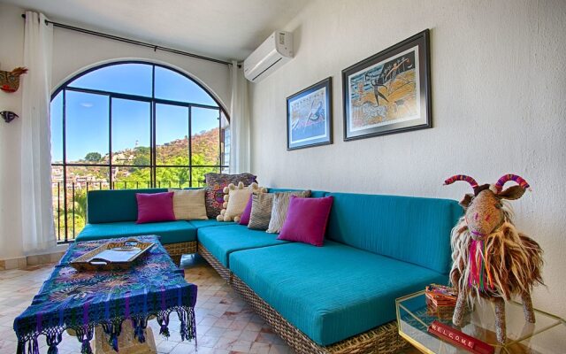 Casa Loma Old Town 3 BR by Casago