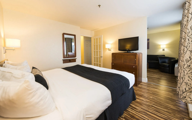Hotel & Suites Le Dauphin Quebec
