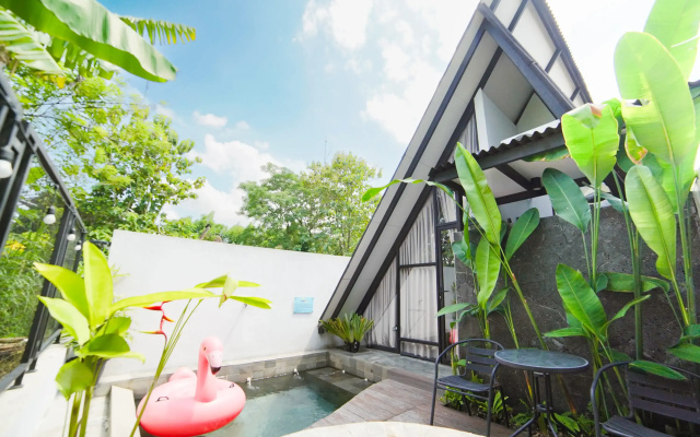 Ubu Villa Coconut