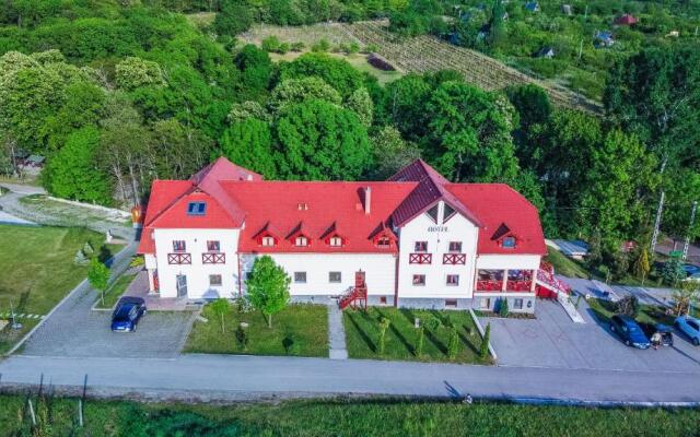 Borhotel Sziluett Farkasmály
