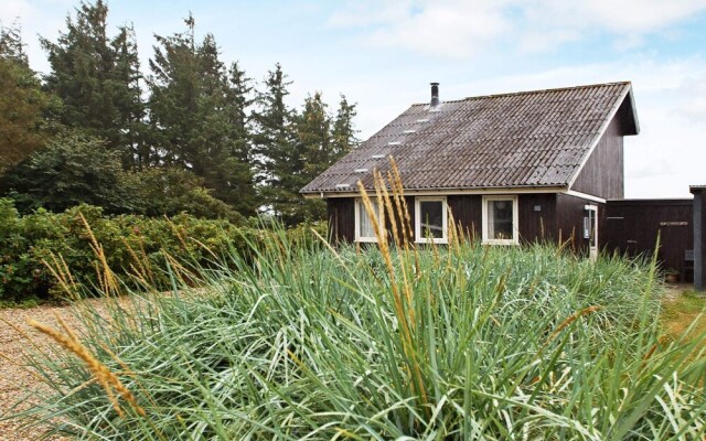 Lovely Holiday Home in Hemmet near Sea