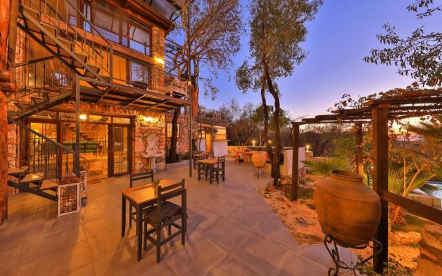 Kale Lodge - Adult Only + 15