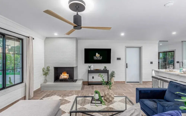 NEW Sundancer Oasis Old Town Pool Spa Rooftop Deck