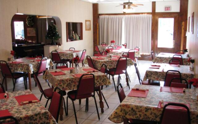 Old National Hotel